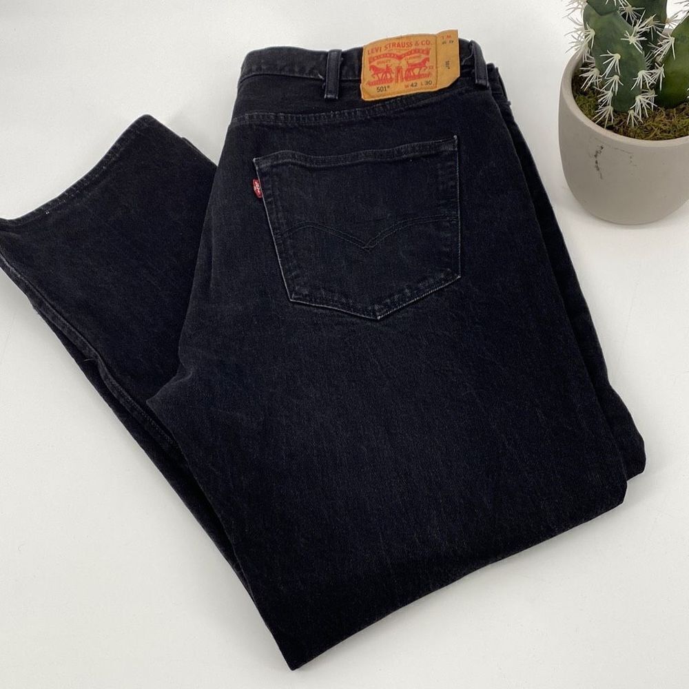 Levi's 501 Women's Denim Jeans‎ Button Fly Straight Leg Black Size 42/30